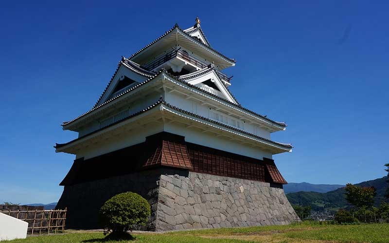 Kaminoyama Castle | Found Japan
